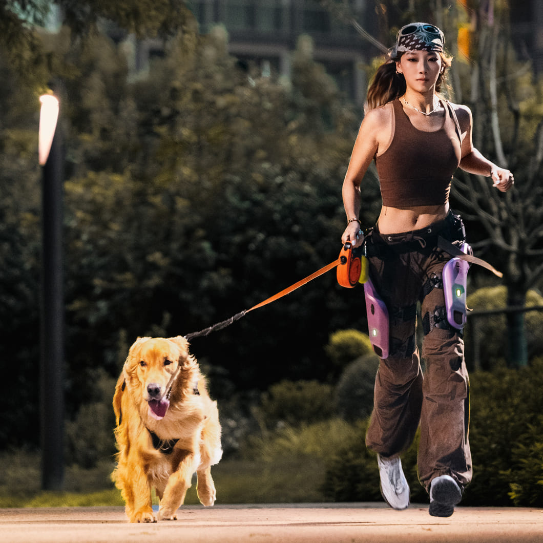 7441764213283990.jpg walking.jpg